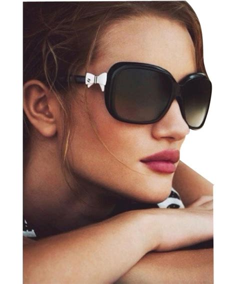 Chanel Bow Sunglasses (Style 5171) .